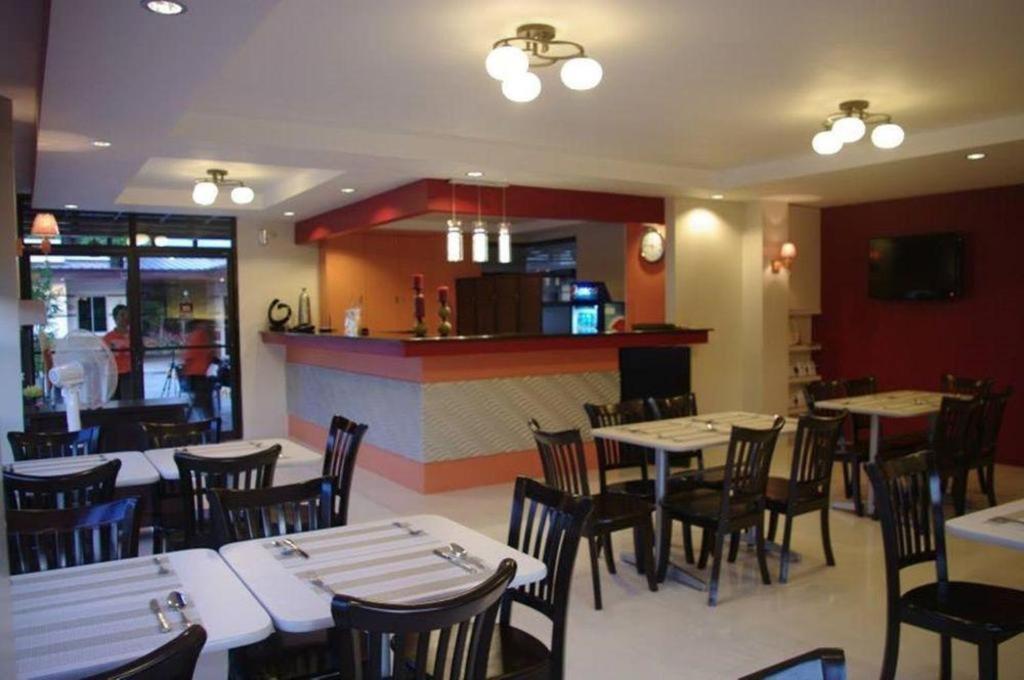 The Red Palm Suites And Restaurant Butuan City Luaran gambar