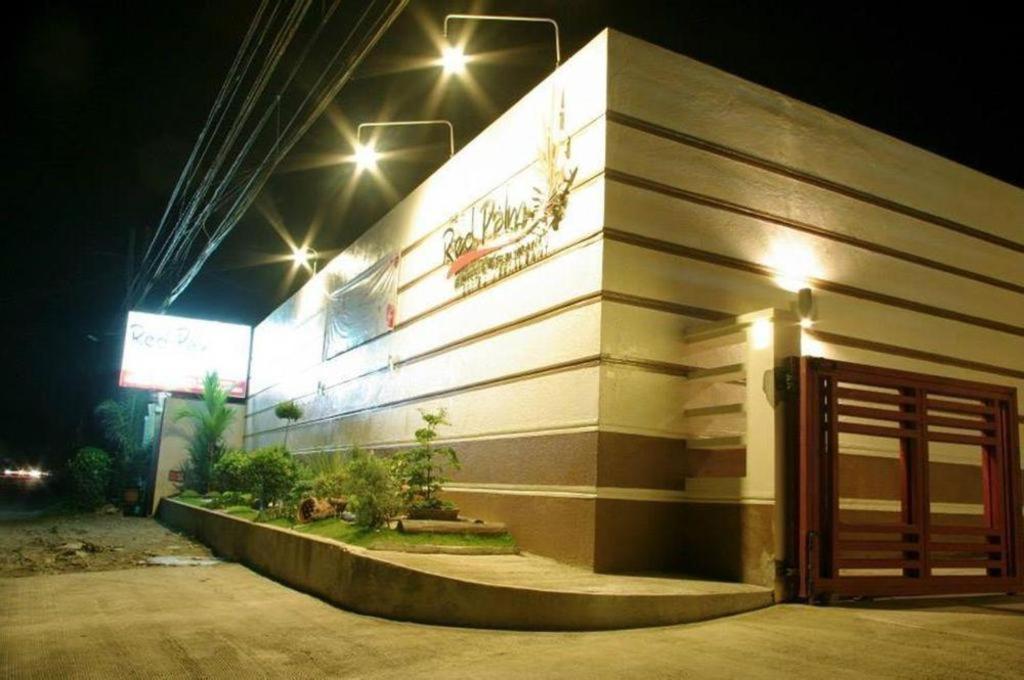 The Red Palm Suites And Restaurant Butuan City Luaran gambar